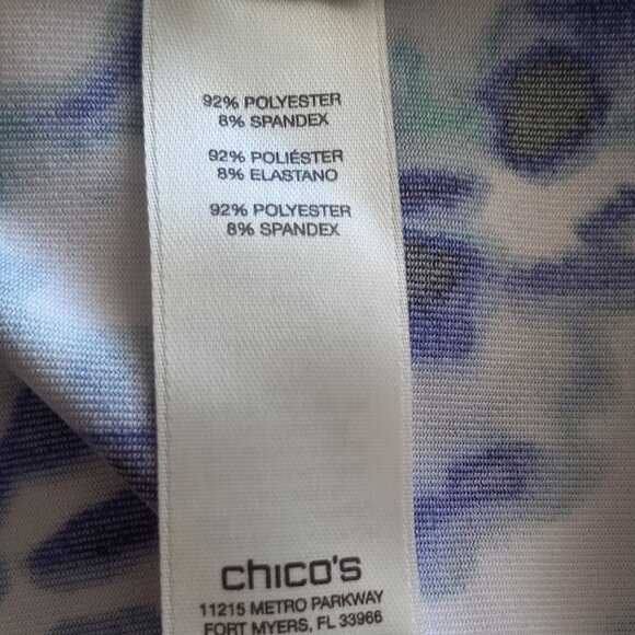 NEW Chico's Zenergy Golf 3/XL White/Multi Blue Animal Print Short Sleeve Blouse - Picture 5 of 5